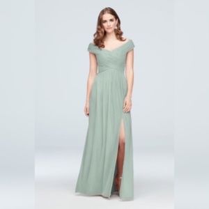 David’s Bridal Dusty Sage Bridesmaid Dress F19951